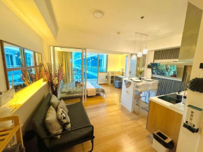 Azure Urban Resort Residences Maui Tower